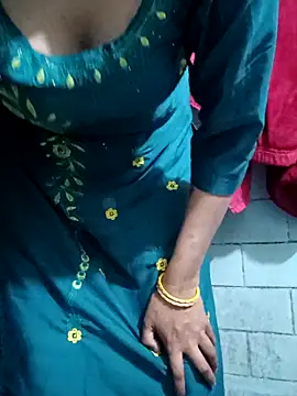 SAXYTannuja online show from 25, 2, 2025