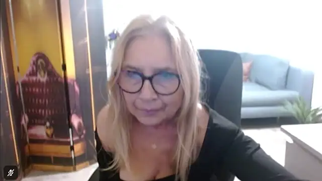 sofia xkiss online show from 18, 11, 2025