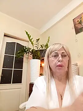 SusieNoreen online show from 18, 9, 2025