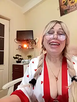 SusieNoreen online show from 8, 10, 2025