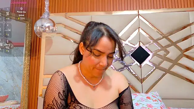 Sluttyandmature online show from 22, 2, 2026