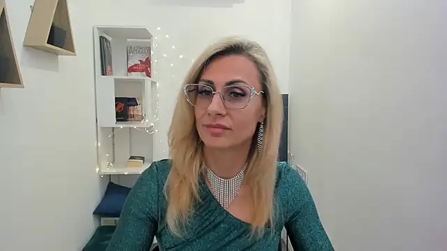 MuseOfStage online show from 5, 3, 2025