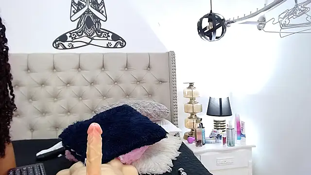 natasha cortez online show from 30, 1, 2025