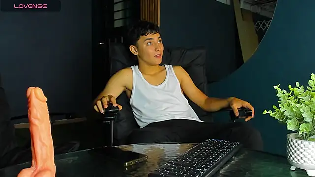 Austin Cardieff online show from 24, 2, 2025