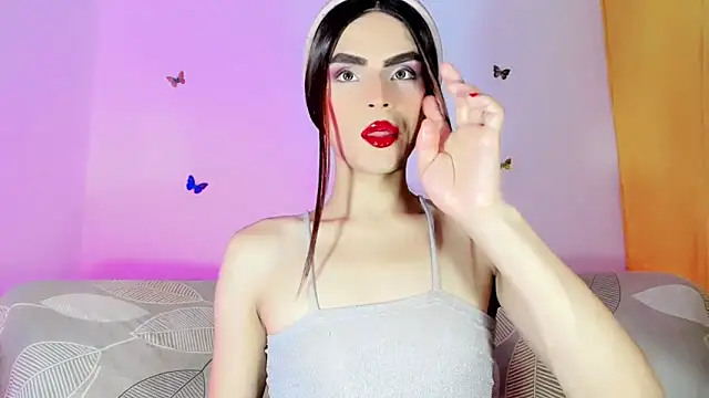 TatiGil online show from 12, 4, 2026