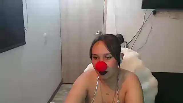 Snapshot of Skarlet_Adams28 chatting on 31, 10, 2025 Skarlet Adams28 online show from 31, 10, 2025