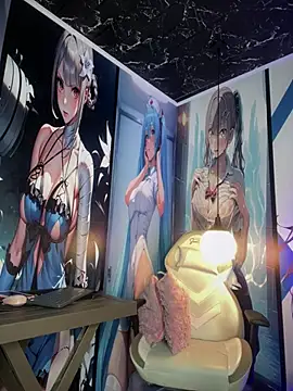 Thyana LS online show from 1, 2, 2025