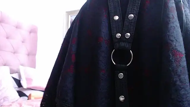 Snapshot of Hannys__cabernet chatting on 8, 2, 2025 Hannys cabernet online show from 8, 2, 2025