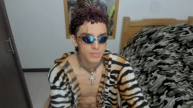 skinnypipe online show from 20, 10, 2025