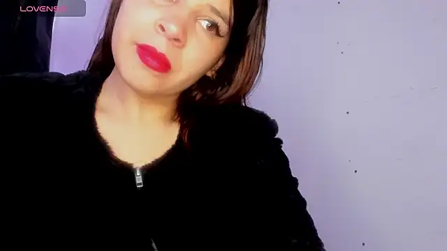 Snapshot of silviamilk chatting on 6, 7, 2026 silviamilk online show from 6, 7, 2026