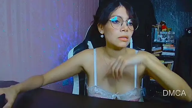 Snapshot of Drea_Foox chatting on 27, 11, 2025 Drea Foox online show from 27, 11, 2025