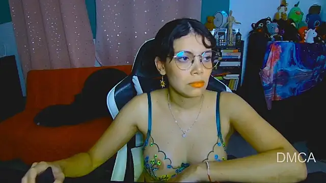 Snapshot of Drea_Foox chatting on 13, 2, 2026 Drea Foox online show from 13, 2, 2026