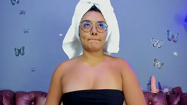 Kaira mosse online show from 29, 11, 2025