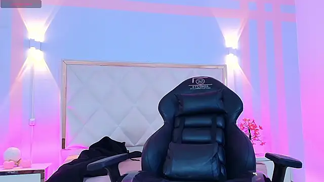 Brendda tay online show from 24, 2, 2026