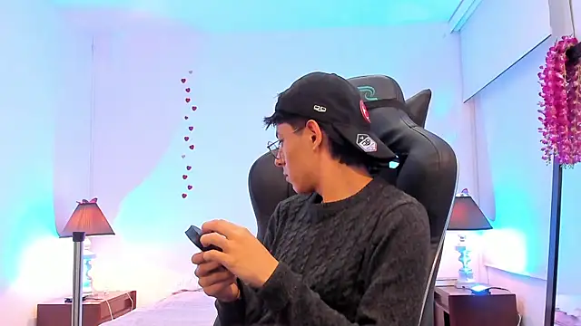 alexandersawyer online show from 28, 2, 2025