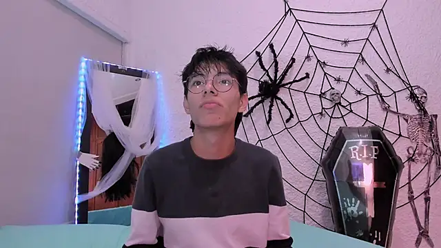 alexandersawyer online show from 14, 10, 2025