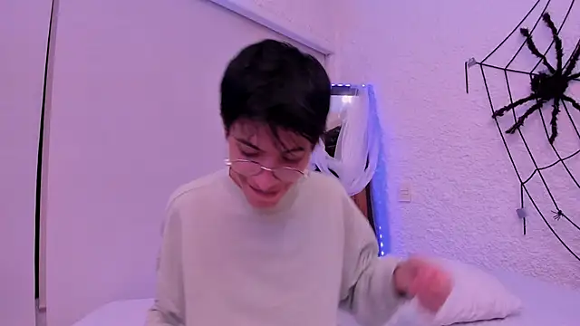 alexandersawyer online show from 15, 10, 2025