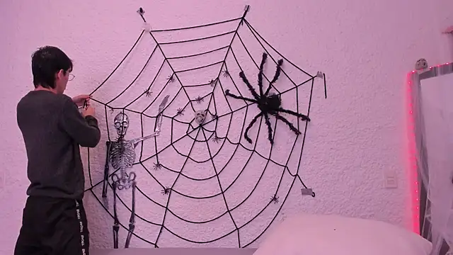 alexandersawyer online show from 18, 10, 2025