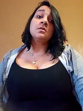 Snapshot of paulinaDiaz1 chatting on 7, 10, 2025 paulinaDiaz1 online show from 7, 10, 2025