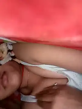 Snapshot of Avantika19 chatting on 8, 1, 2025 Avantika19 online show from 8, 1, 2025