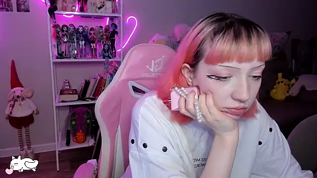 SweetieMollyy online show from 1, 11, 2025