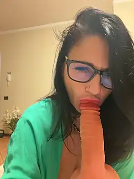 MichelleCara online show from 29, 10, 2025