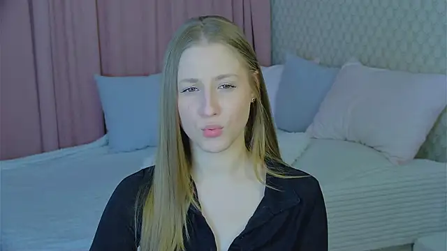 BritneyCruze online show from 27, 2, 2025