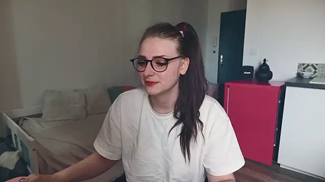 Snapshot of ce_leste__ chatting on 6, 1, 2026 ce leste online show from 6, 1, 2026