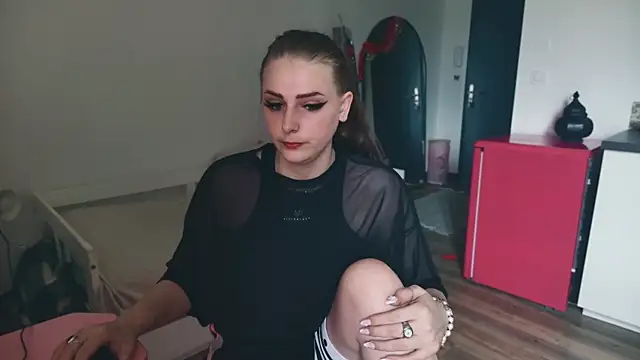 Snapshot of ce_leste__ chatting on 9, 1, 2026 ce leste online show from 9, 1, 2026