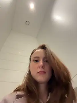 Dina Tease online show from 3, 10, 2025