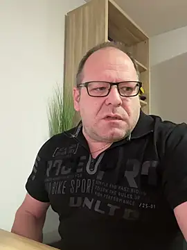 coupleLatinaLovers online show from 20, 12, 2024