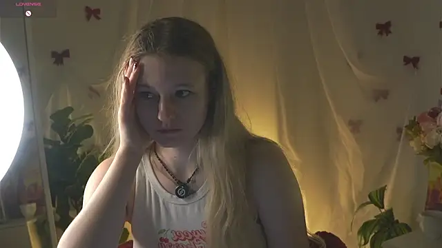 MaydaFoulk online show from 29, 5, 2026