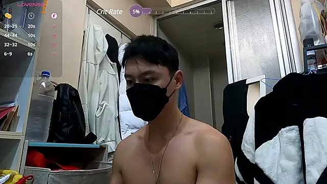 Snapshot of frnk30151 chatting on 2, 1, 2025 frnk30151 online show from 2, 1, 2025