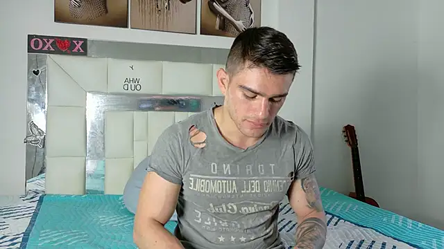 Sexy Alejandro  online show from 15, 1, 2025