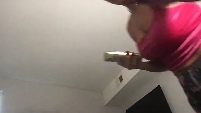 bigb00tyjudyyX online show from 27, 9, 2025