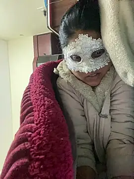 Snapshot of kamayanisingh24 chatting on 1, 2, 2025 kamayanisingh24 online show from 1, 2, 2025