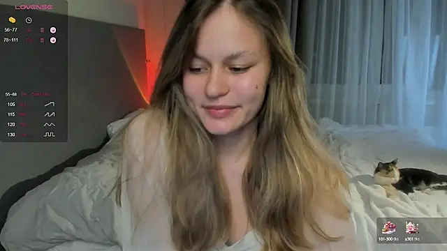 Snapshot of BritneyRoot chatting on 29, 1, 2025 BritneyRoot online show from 29, 1, 2025