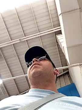 Camilo-31RI online show from 10, 4, 2026