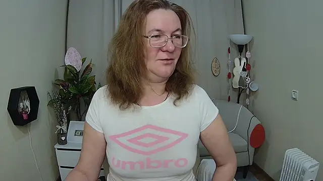 HolyMilfa online show from 15, 4, 2026