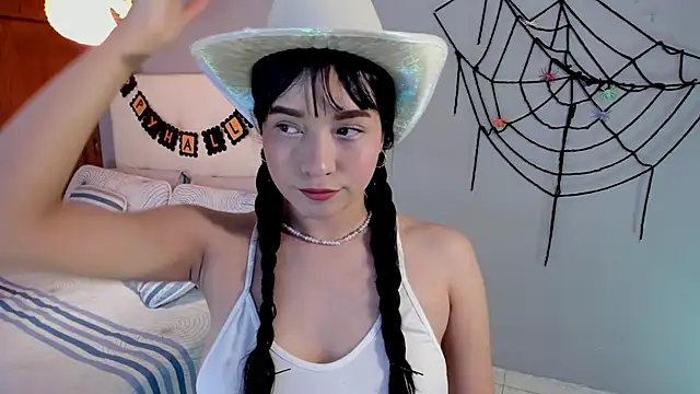 Maia W10 online show from 29, 10, 2025