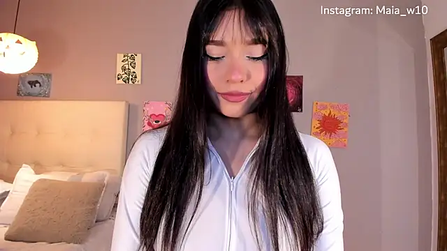 Snapshot of Maia_W10 chatting on 27, 6, 2026 Maia W10 online show from 27, 6, 2026
