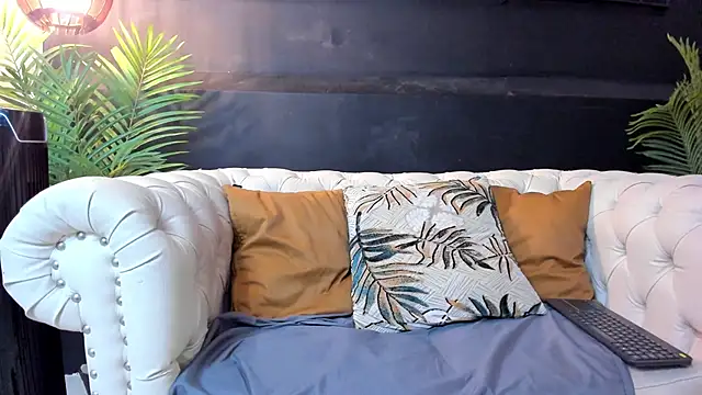 Regan   online show from 12, 10, 2025