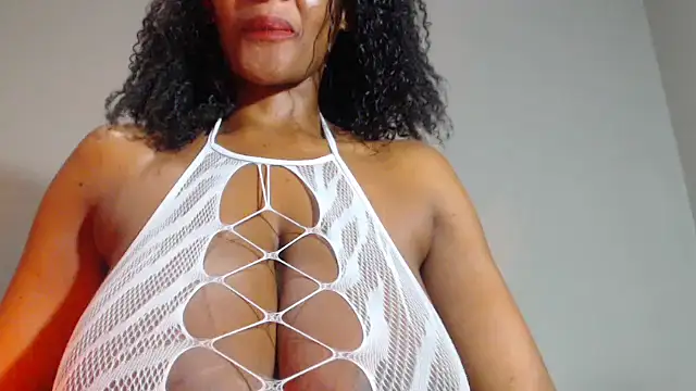 Snapshot of Silkytitss chatting on 18, 4, 2026 Silkytitss online show from 18, 4, 2026