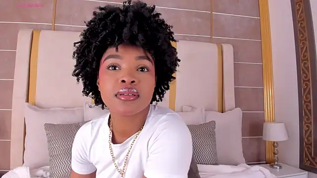 AriaFoster online show from 7, 11, 2025