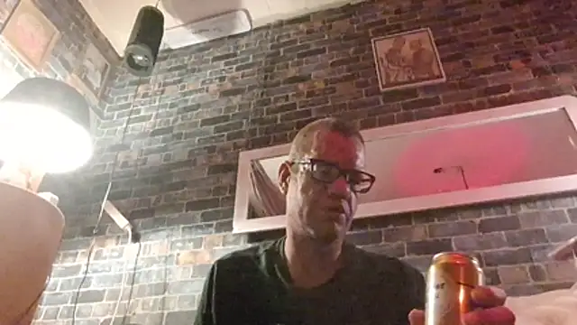 Snapshot of Maikel1981-NL chatting on 31, 5, 2026 Maikel1981-NL online show from 31, 5, 2026