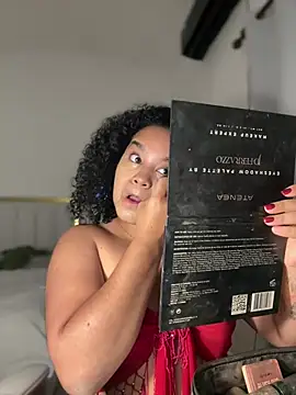 Snapshot of Lucy_wilson5 chatting on 3, 3, 2026 Lucy wilson5 online show from 3, 3, 2026