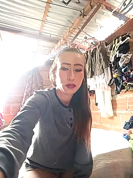 Snapshot of samy-blonde chatting on 16, 12, 2025 samy-blonde online show from 16, 12, 2025