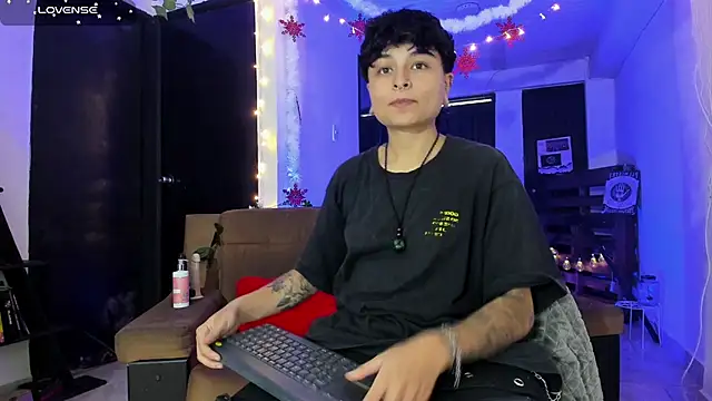 Snapshot of ZuryRamirez_ chatting on 9, 12, 2024 ZuryRamirez online show from 9, 12, 2024