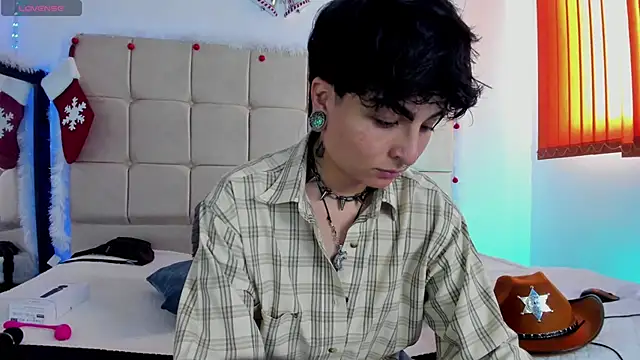 Snapshot of ZuryRamirez_ chatting on 13, 12, 2024 ZuryRamirez online show from 13, 12, 2024