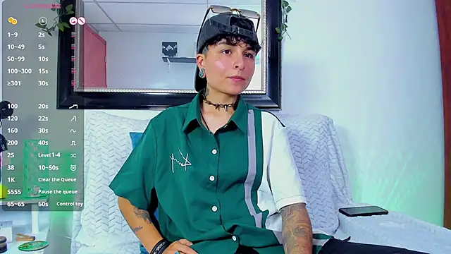 Snapshot of ZuryRamirez_ chatting on 13, 1, 2025 ZuryRamirez online show from 13, 1, 2025